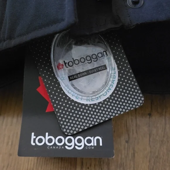 Toboggan Winter Jacket - Picture 5 of 5